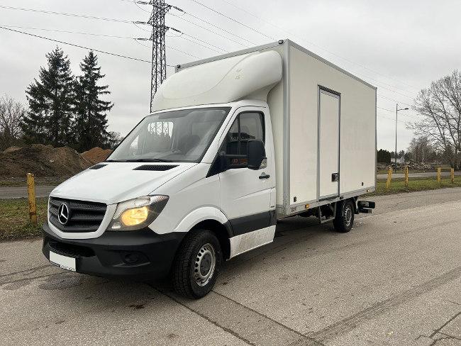 Bus Mercedes Sprinter - zabudowa kontener z windą do wynajęcia